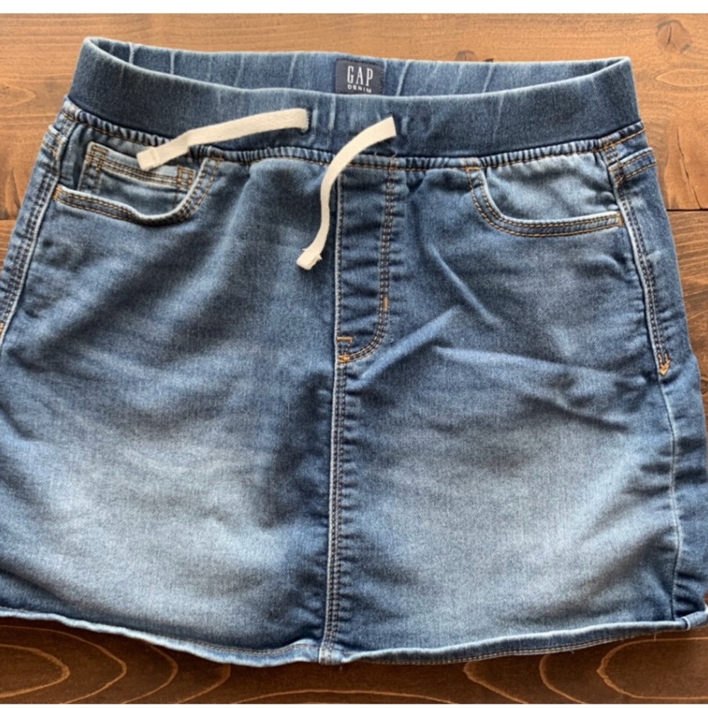 Gap stretch denim skirt size XL